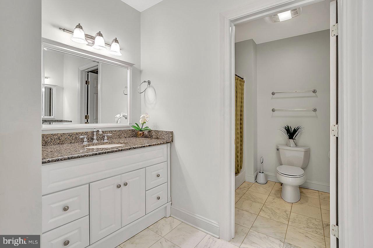 633 State Rd Property Photo 37