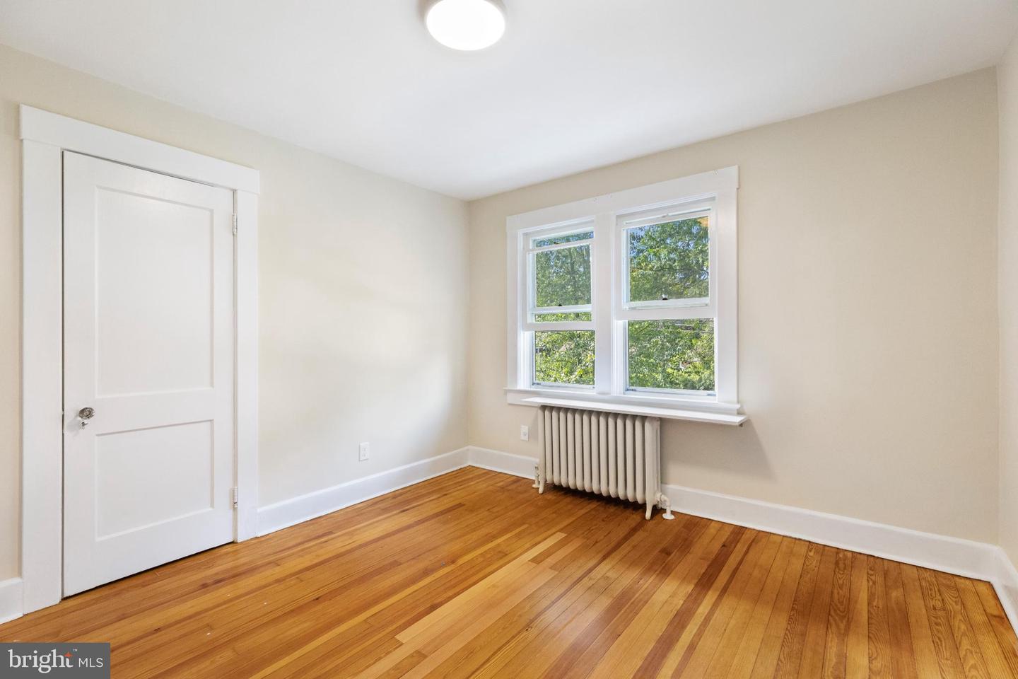 219 Washington Property Photo 15