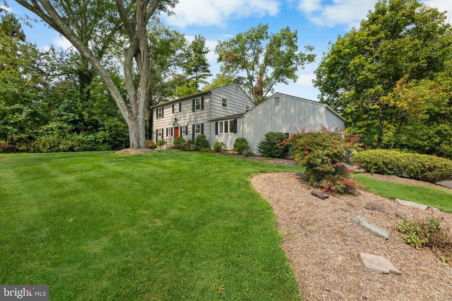 40 Dogwood Ln Property Photo 1