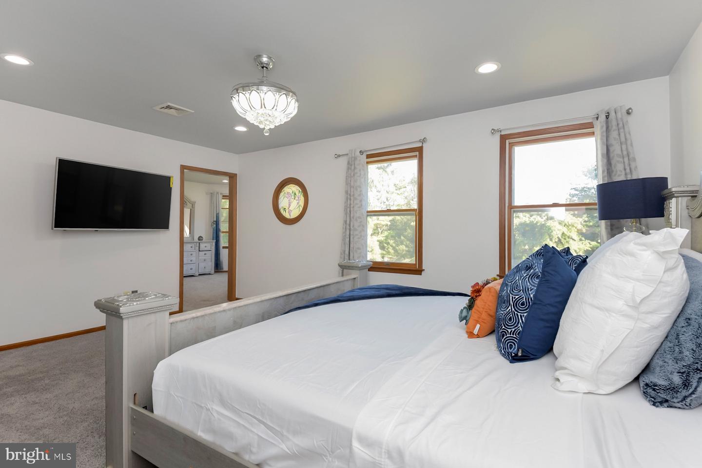 467 Gordon Property Photo 26