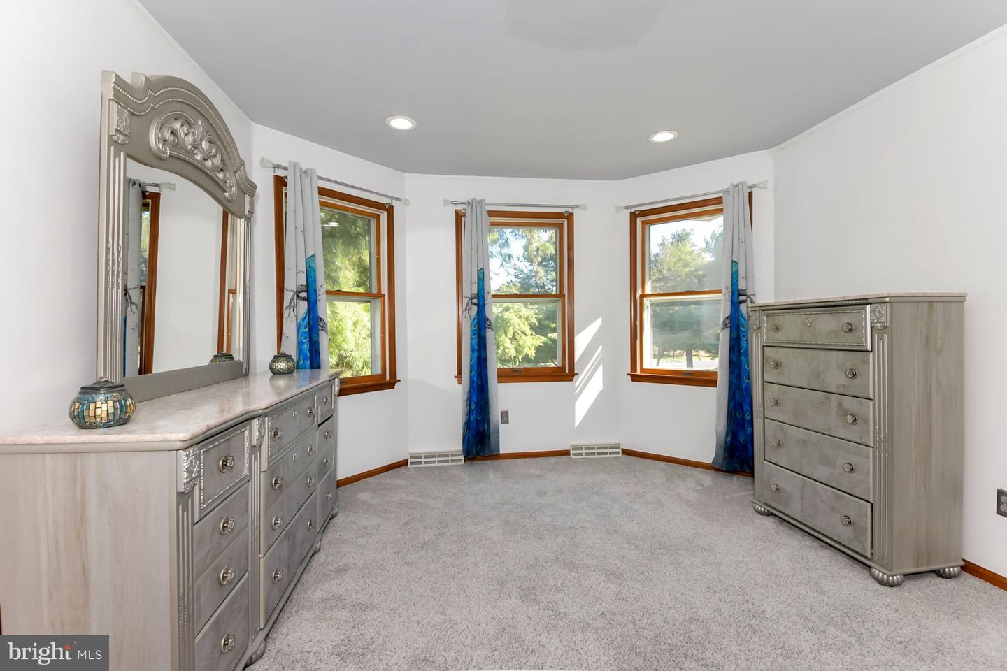 467 Gordon Property Photo 27