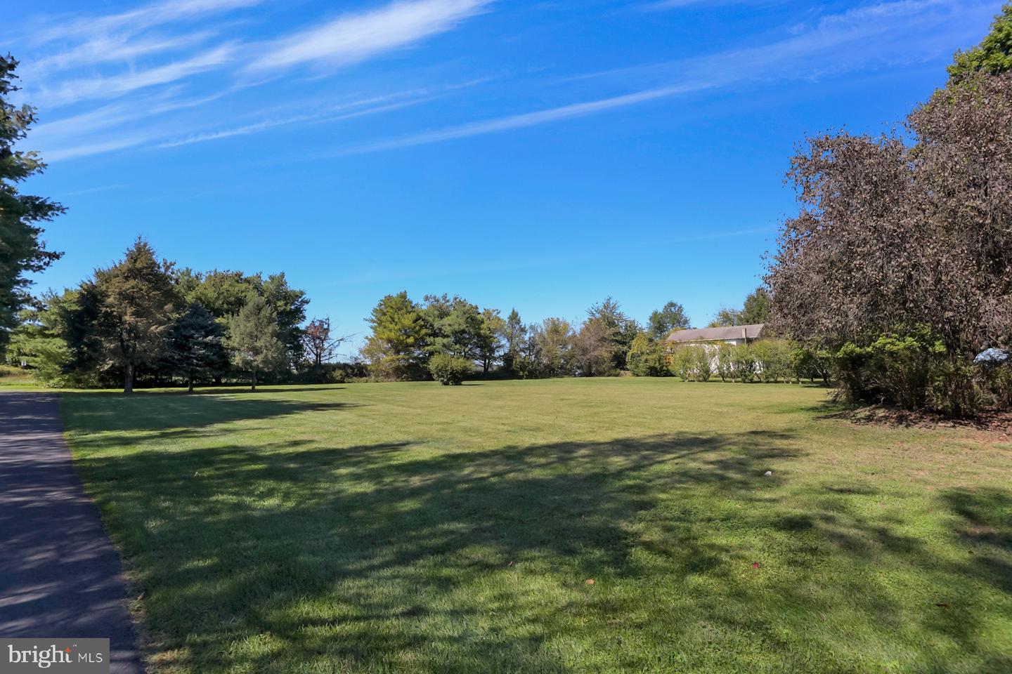 467 Gordon Property Photo 41