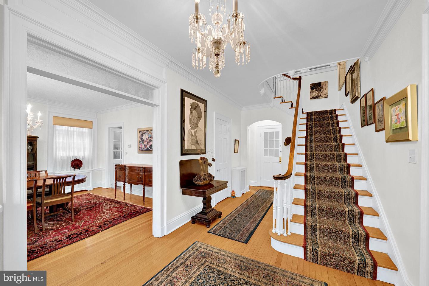 27 Whittier Ave Property Photo 4