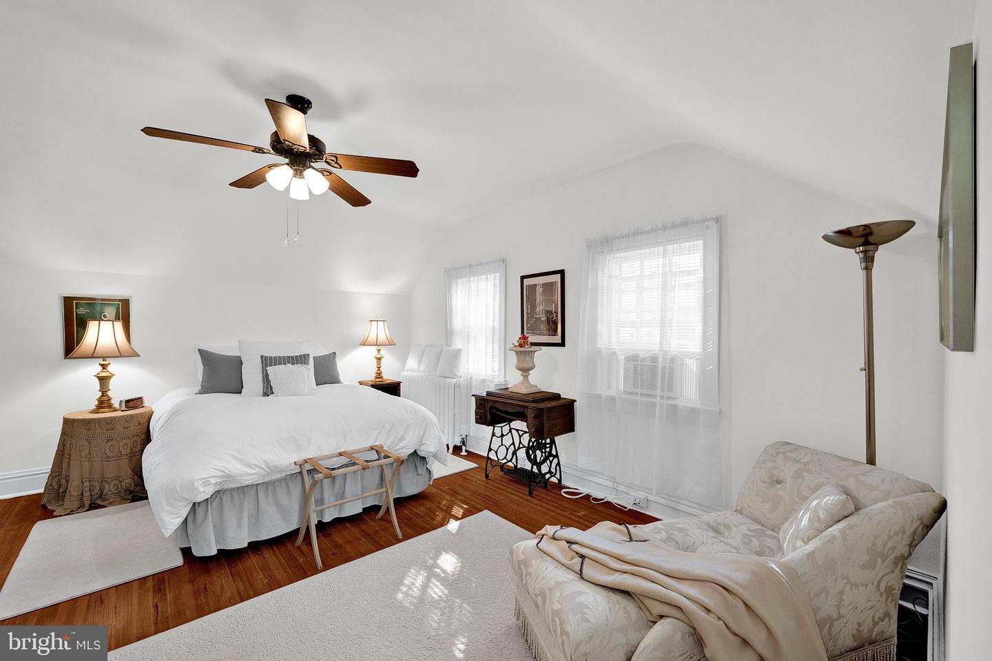 27 Whittier Ave Property Photo 37