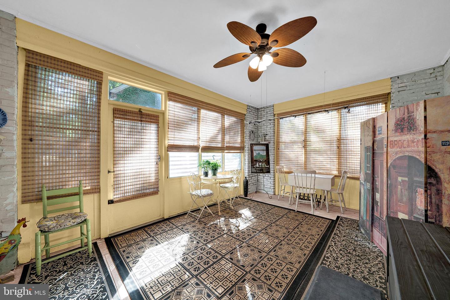 27 Whittier Ave Property Photo 44