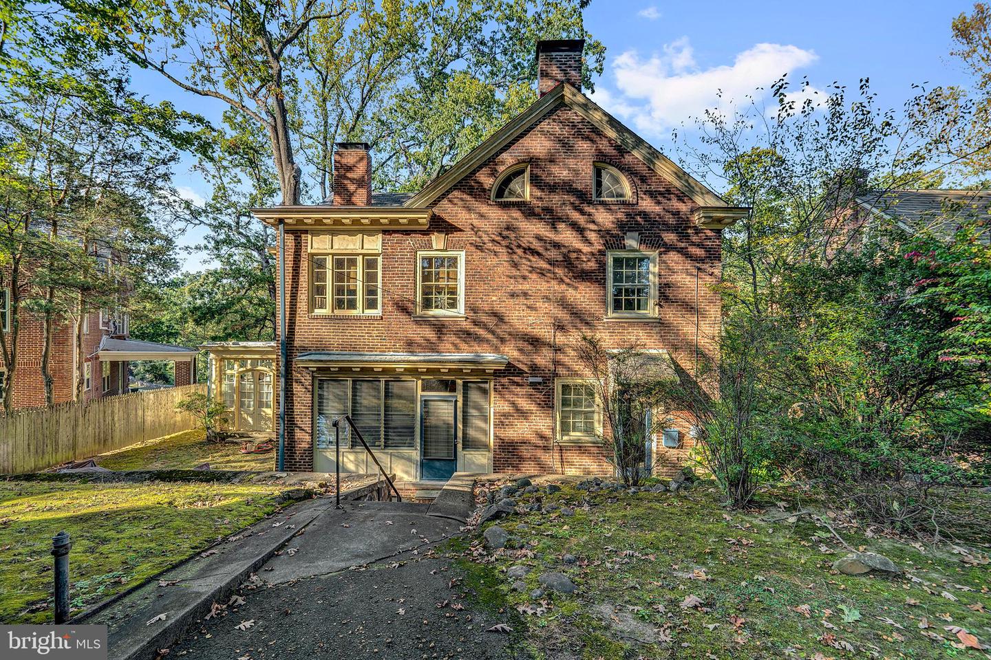 27 Whittier Ave Property Photo 45