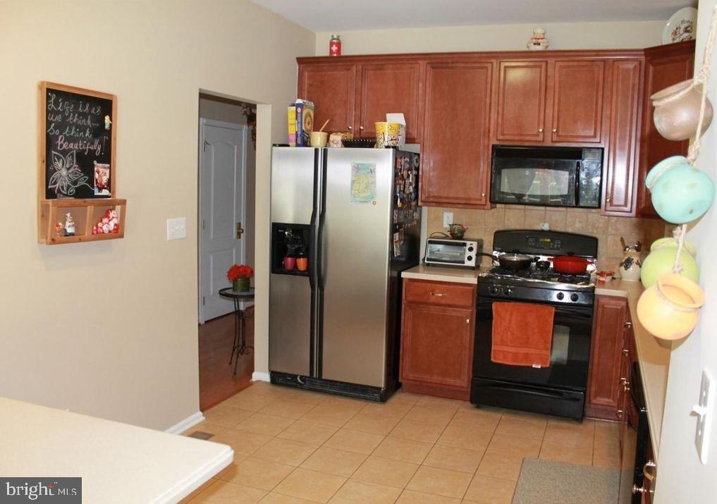 45 Caleb Ln Property Photo 11