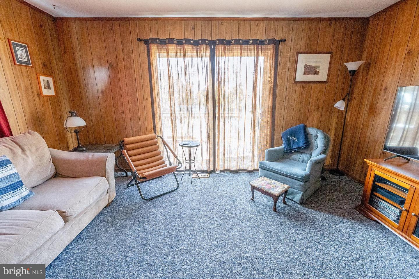 33 Stratford Avenue Property Photo 13