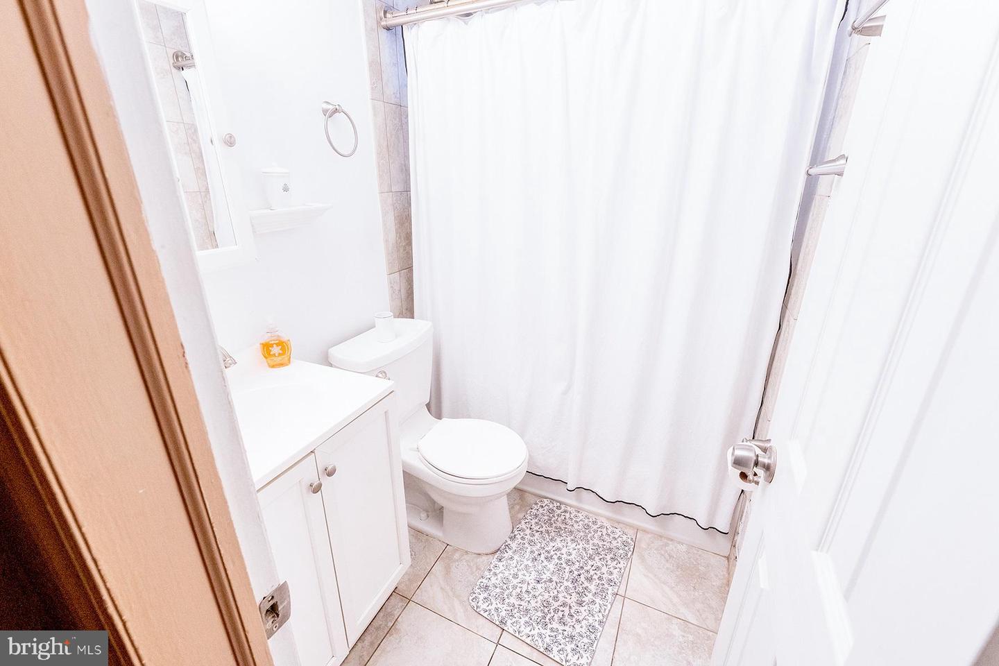 33 Stratford Avenue Property Photo 16