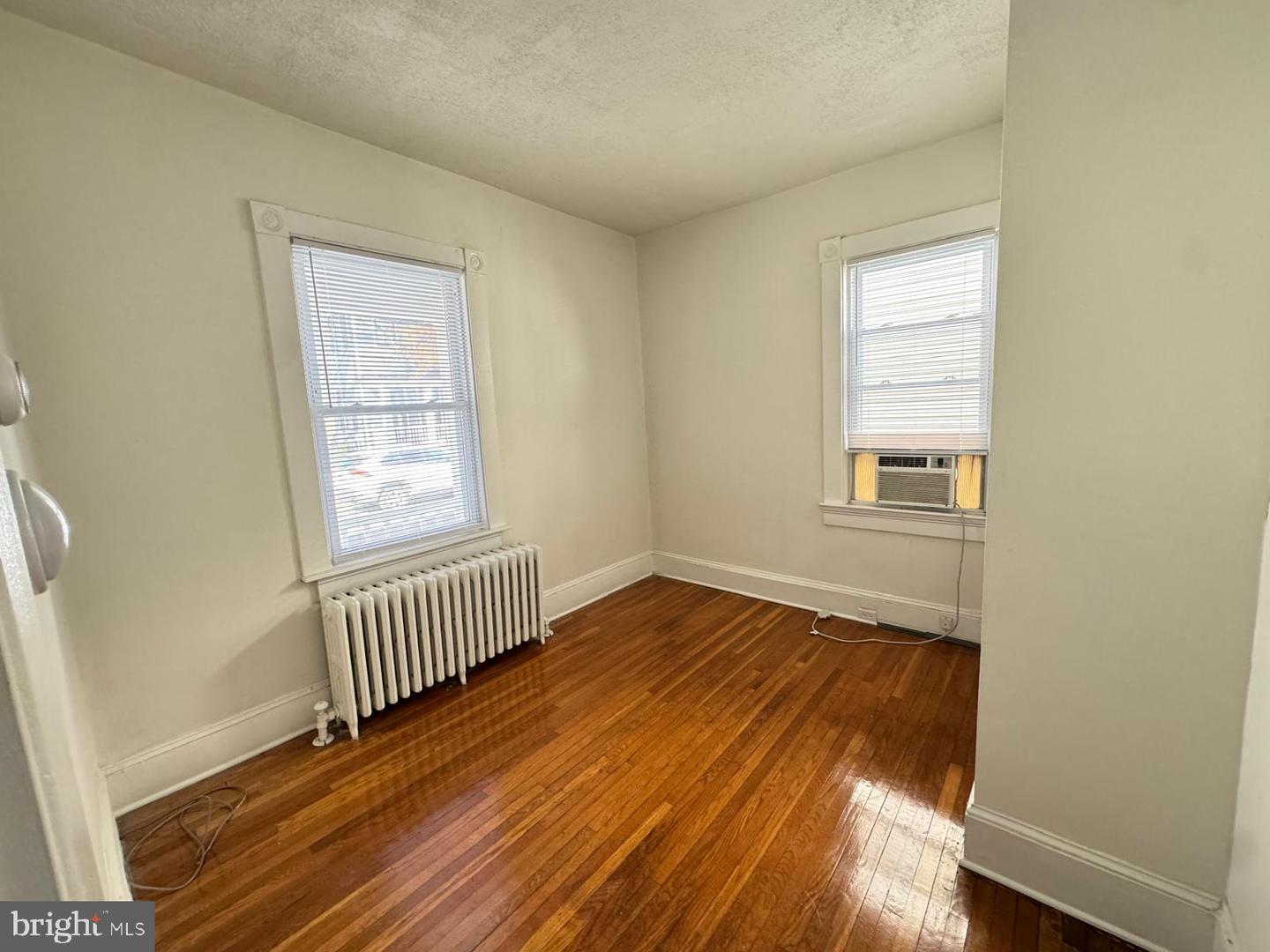 30 Green St #1 Property Photo 1