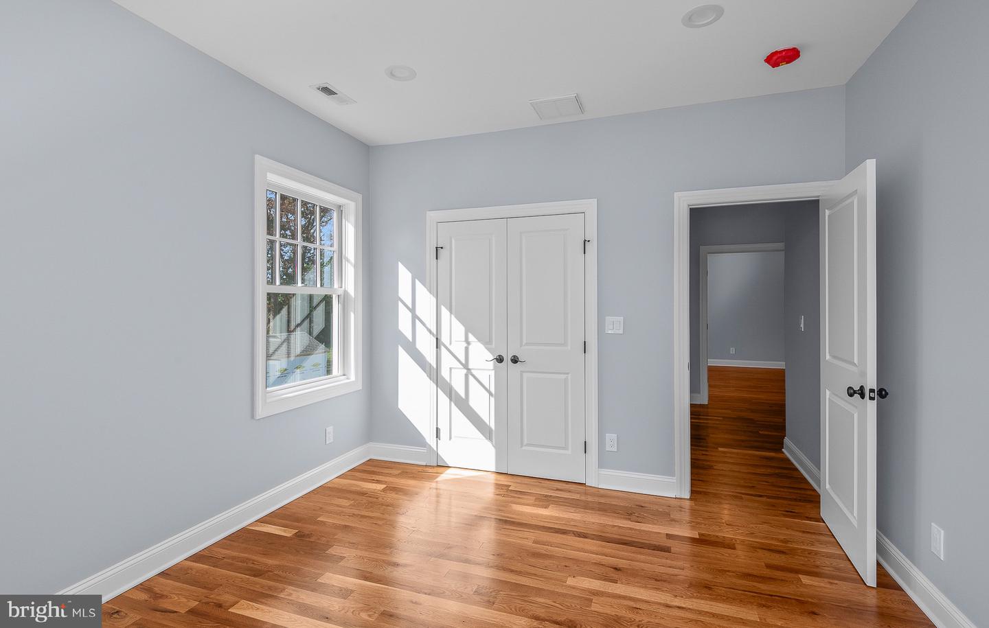 212 Ingleside Ave Property Photo 17