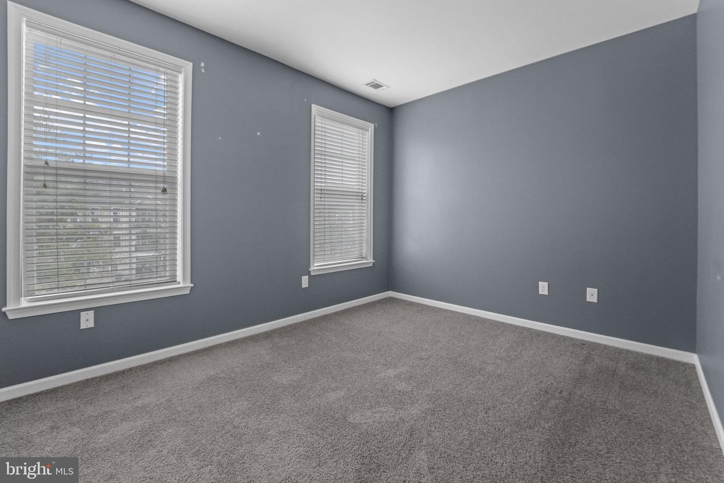 59 Kyle Way Property Photo 4