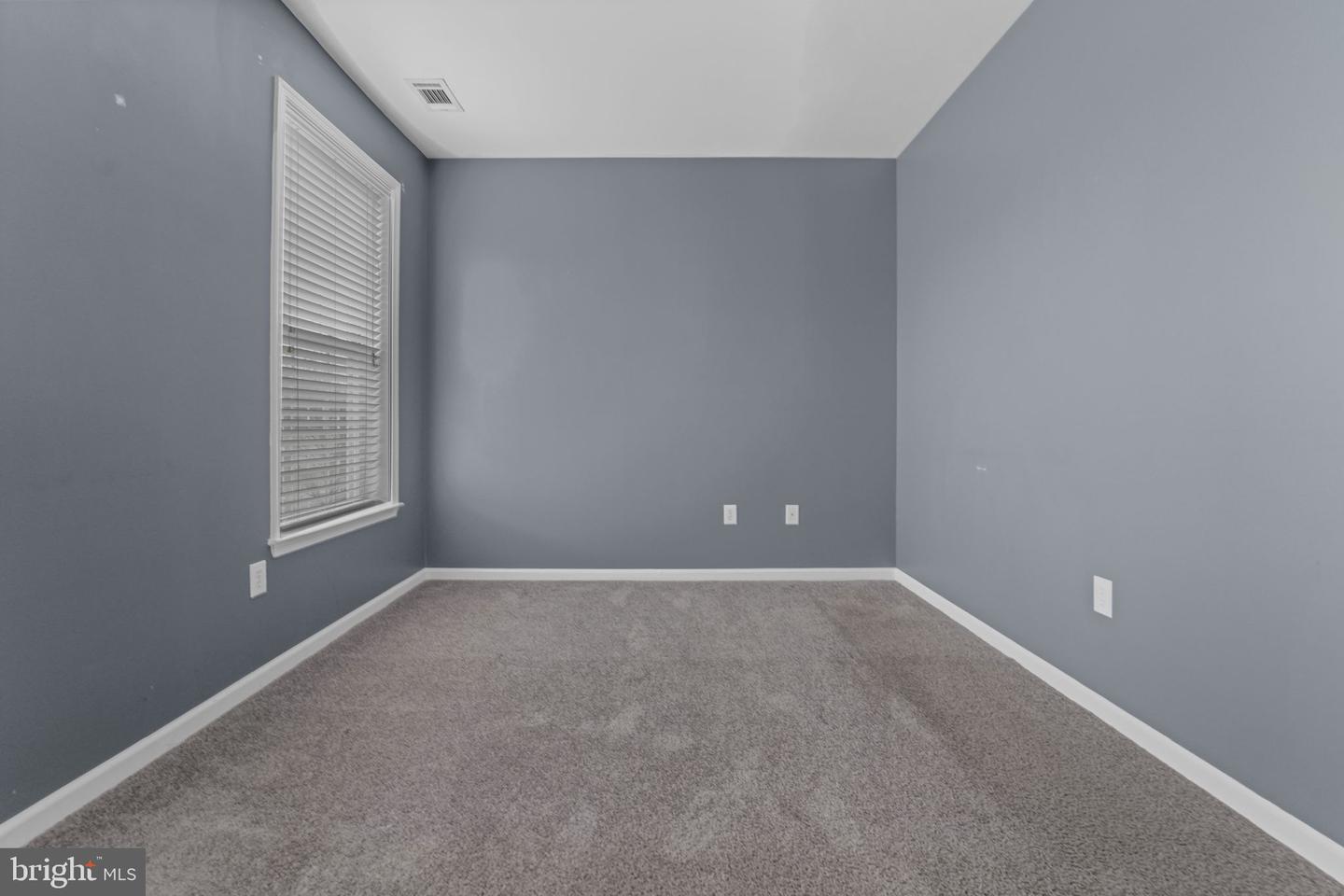 59 Kyle Way Property Photo 9