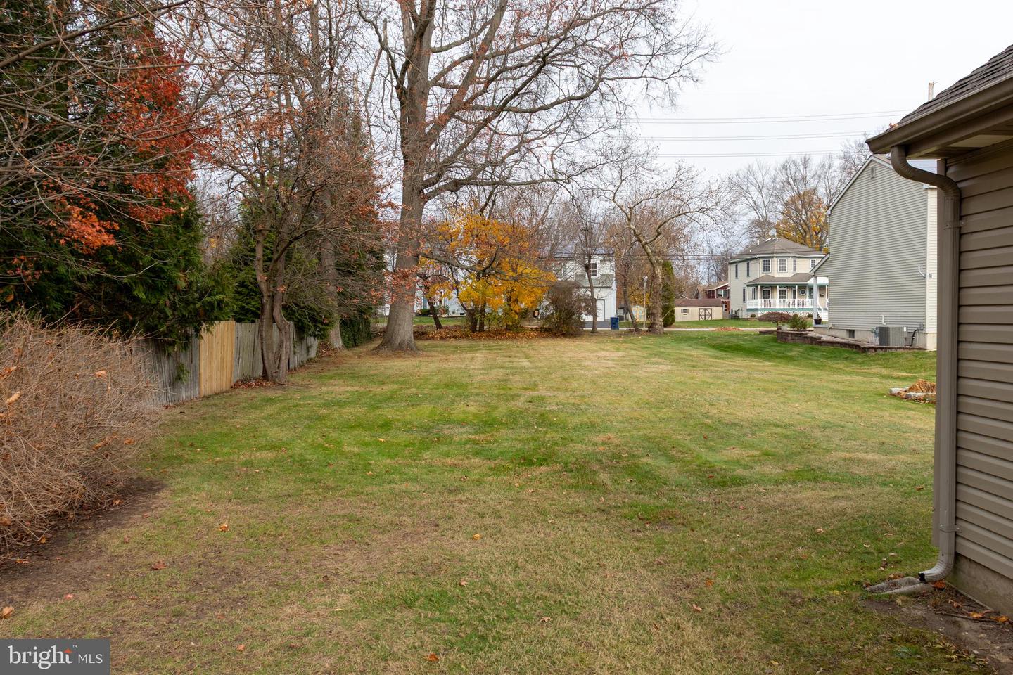 336 Stockton St Property Photo 10