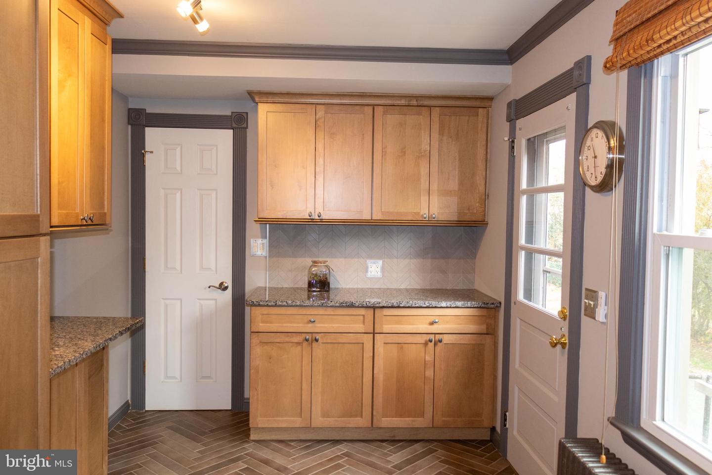 336 Stockton St Property Photo 16