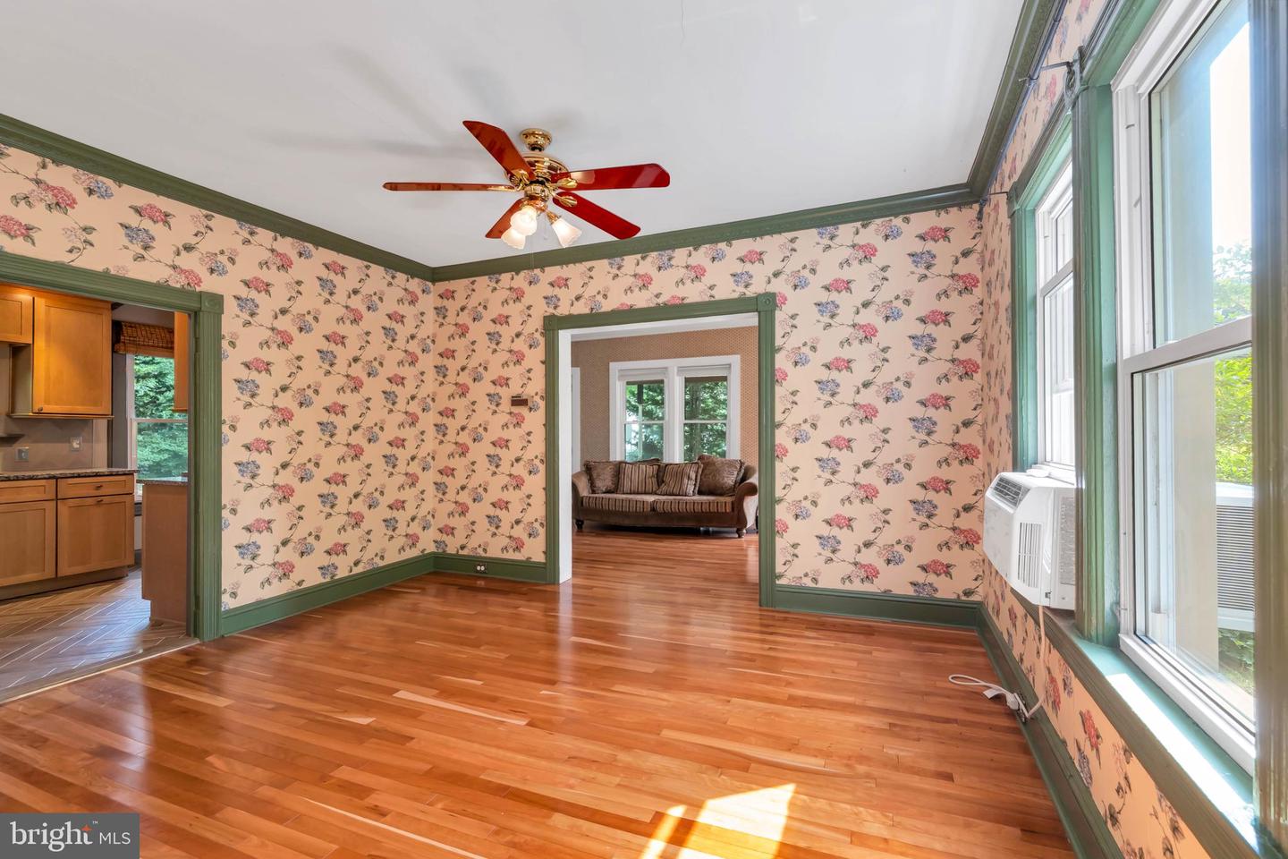 336 Stockton St Property Photo 27