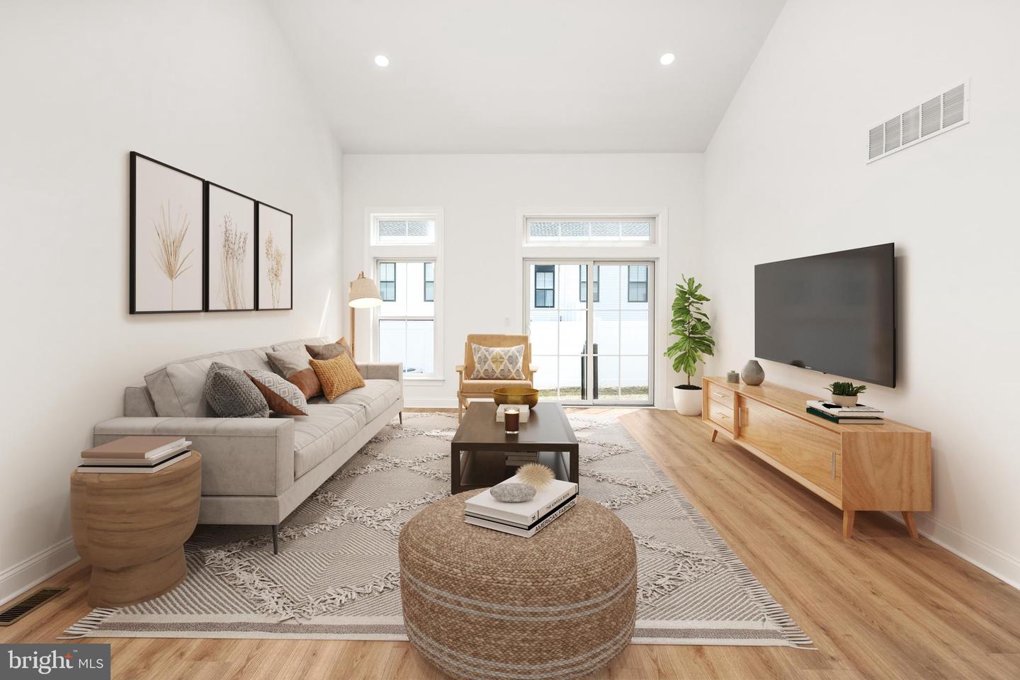 55 Kay Chiarello Way Property Photo 1
