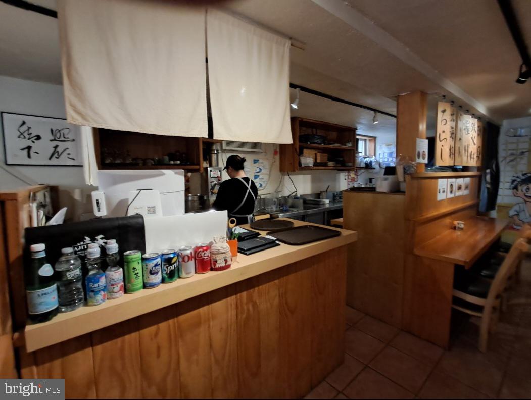 11 Chambers St Property Photo 25