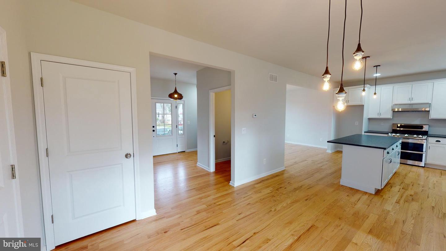 11 Hempstead Rd Property Photo 8