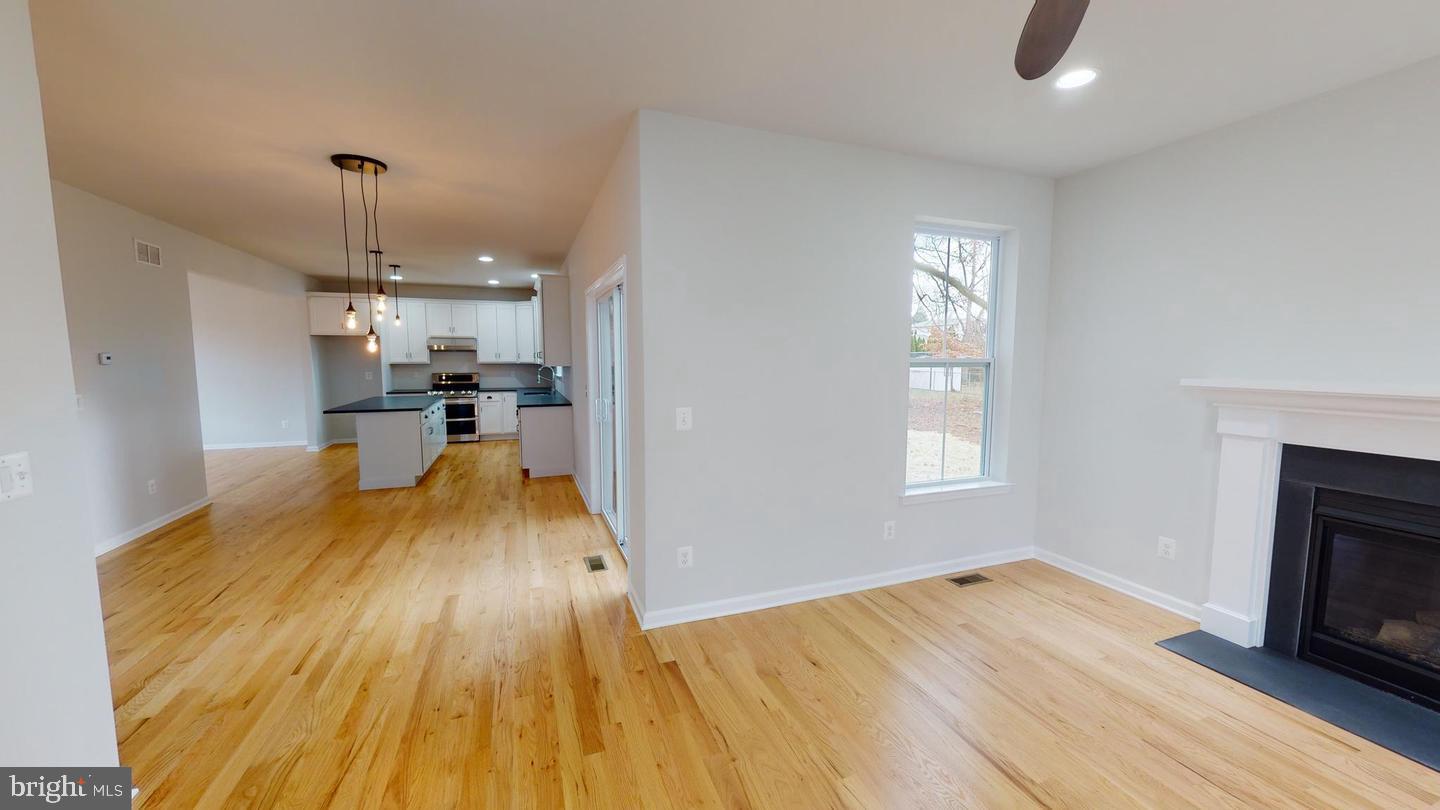 11 Hempstead Rd Property Photo 9