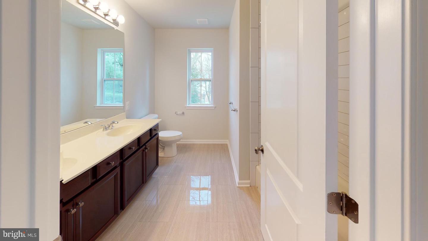 11 Hempstead Rd Property Photo 18