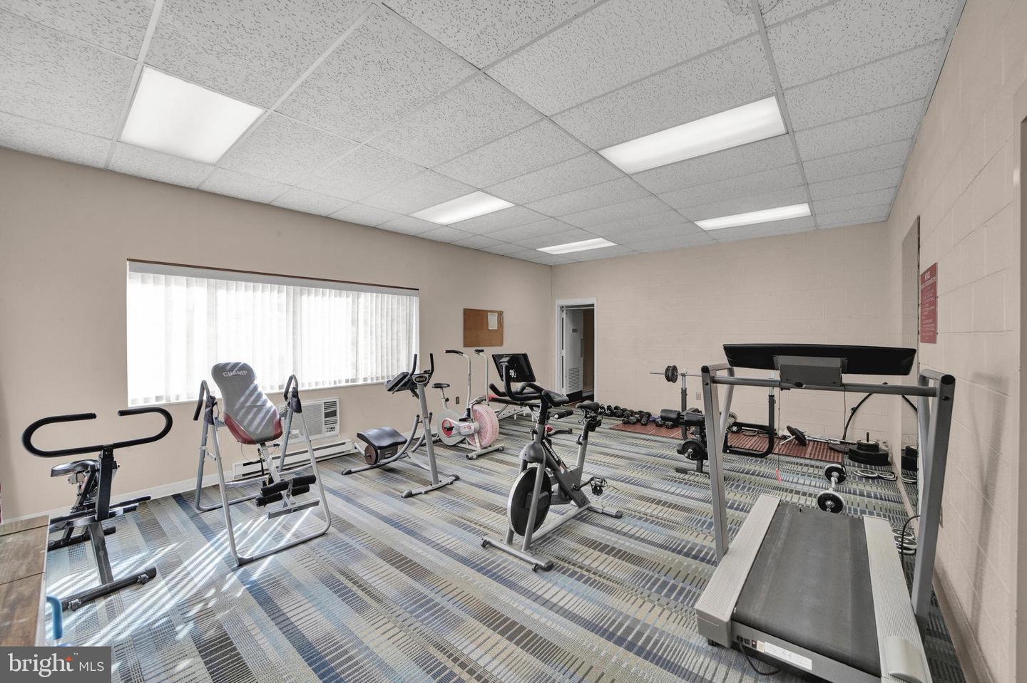 860 Lower Ferry Rd #5p Property Photo 25