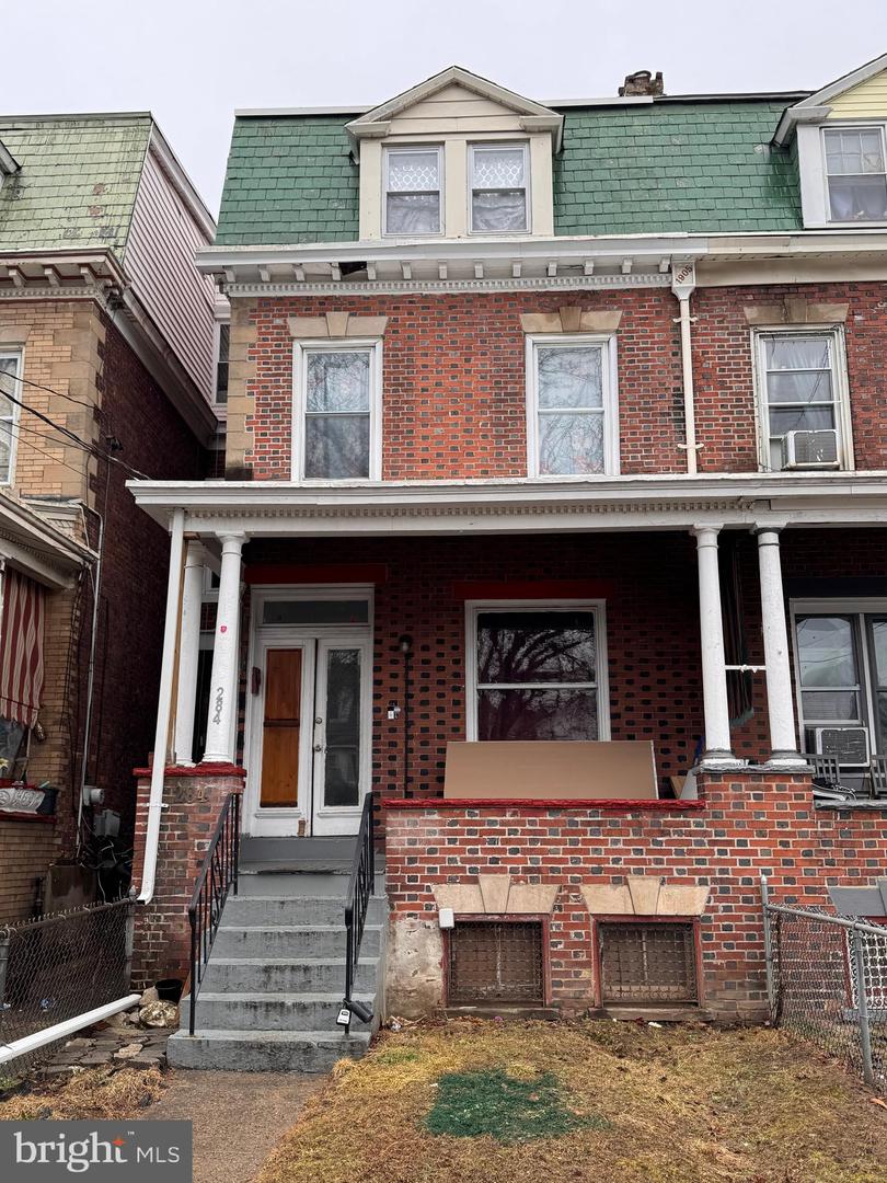 284 Bellevue Ave Property Photo 1