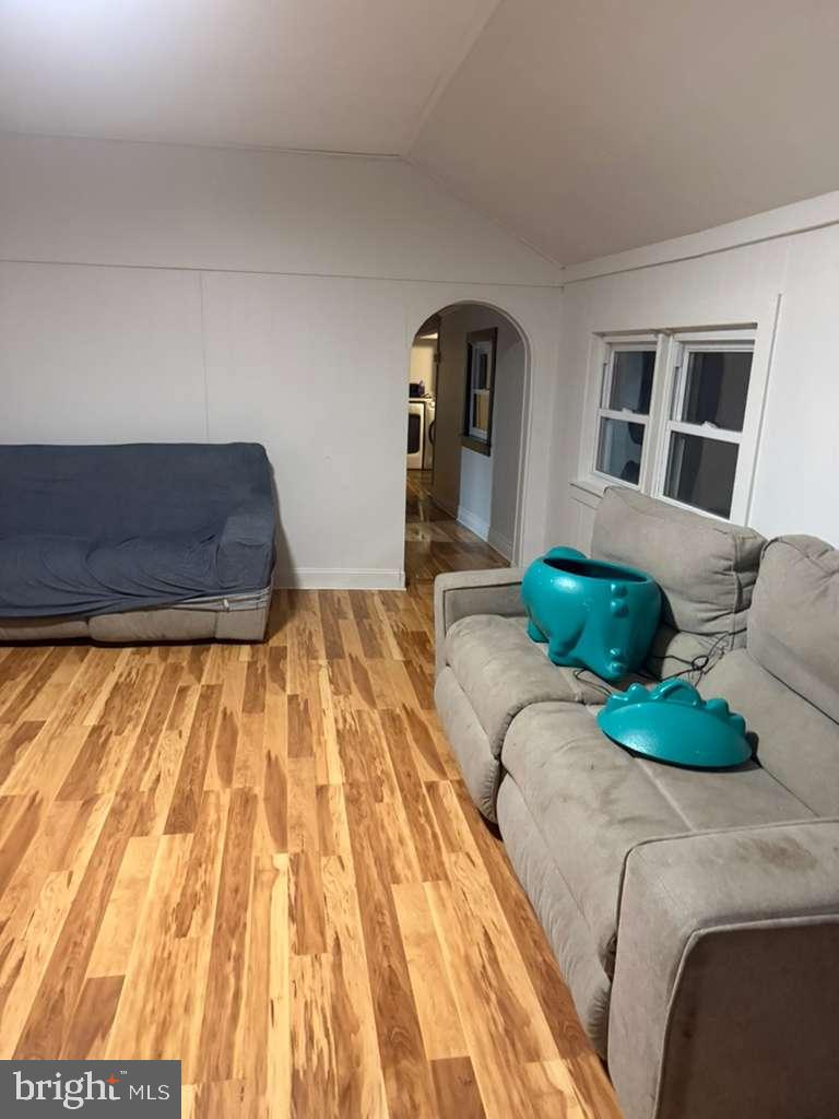 22 E Taylor Ave Property Photo 2