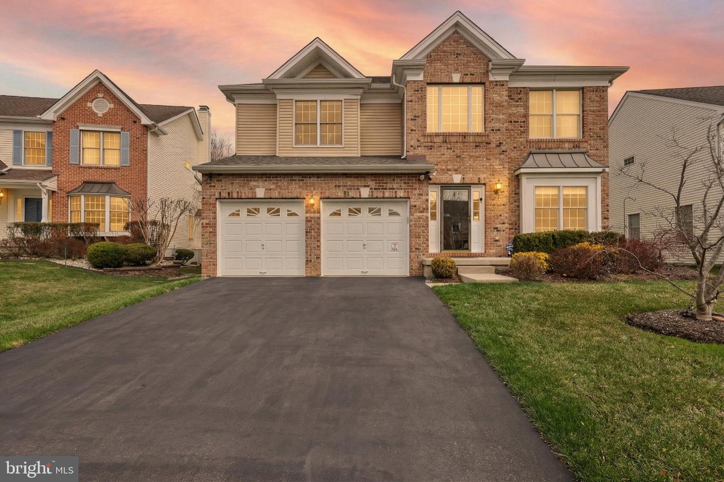18 Devonshire Dr Property Photo 1