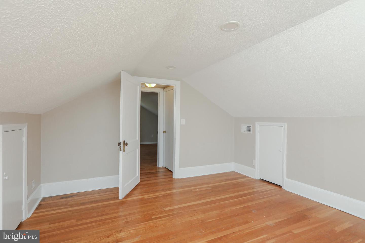 12 B Sharon Rd Property Photo 13