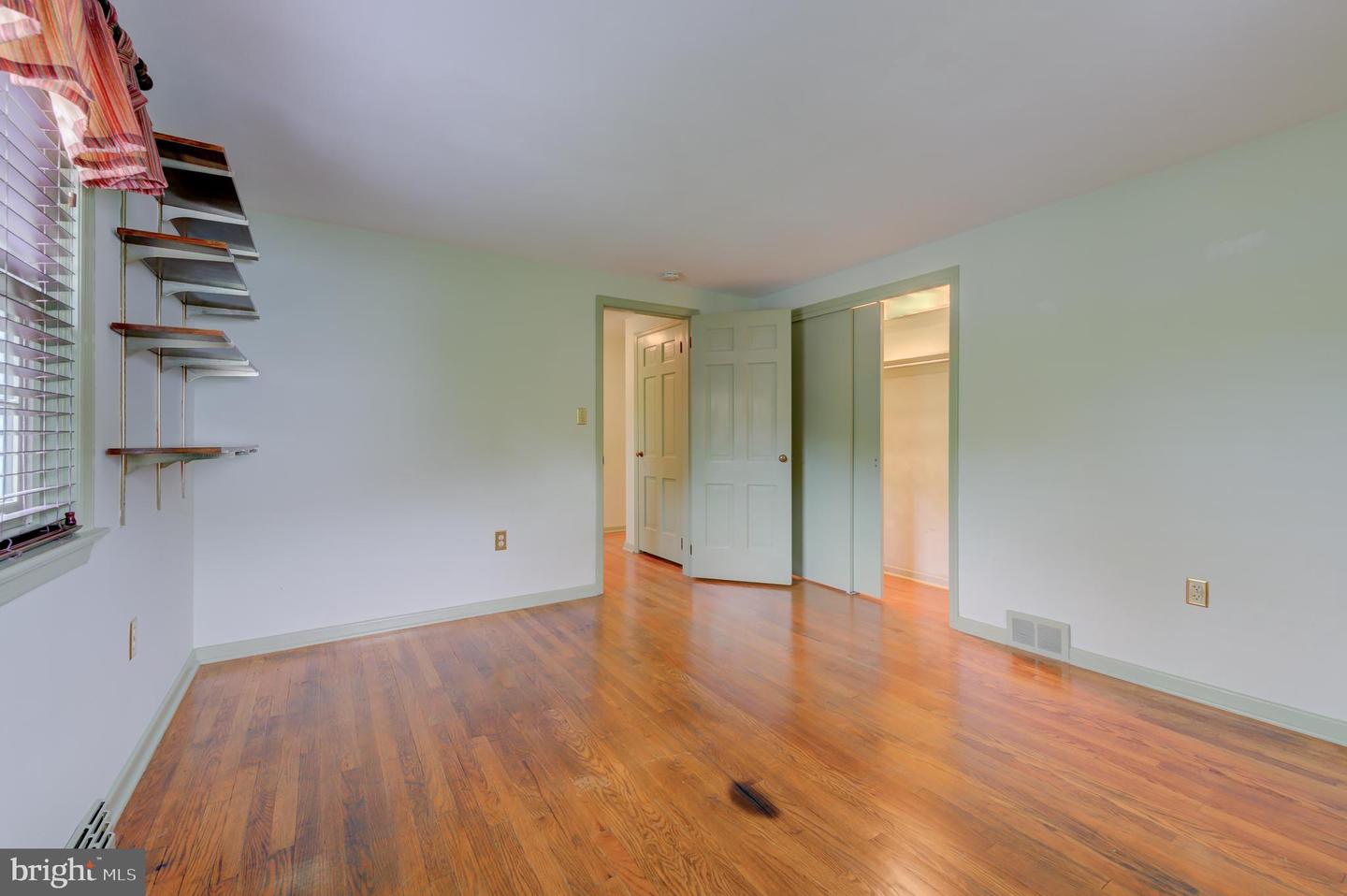 19 Farm Rd Property Photo 25