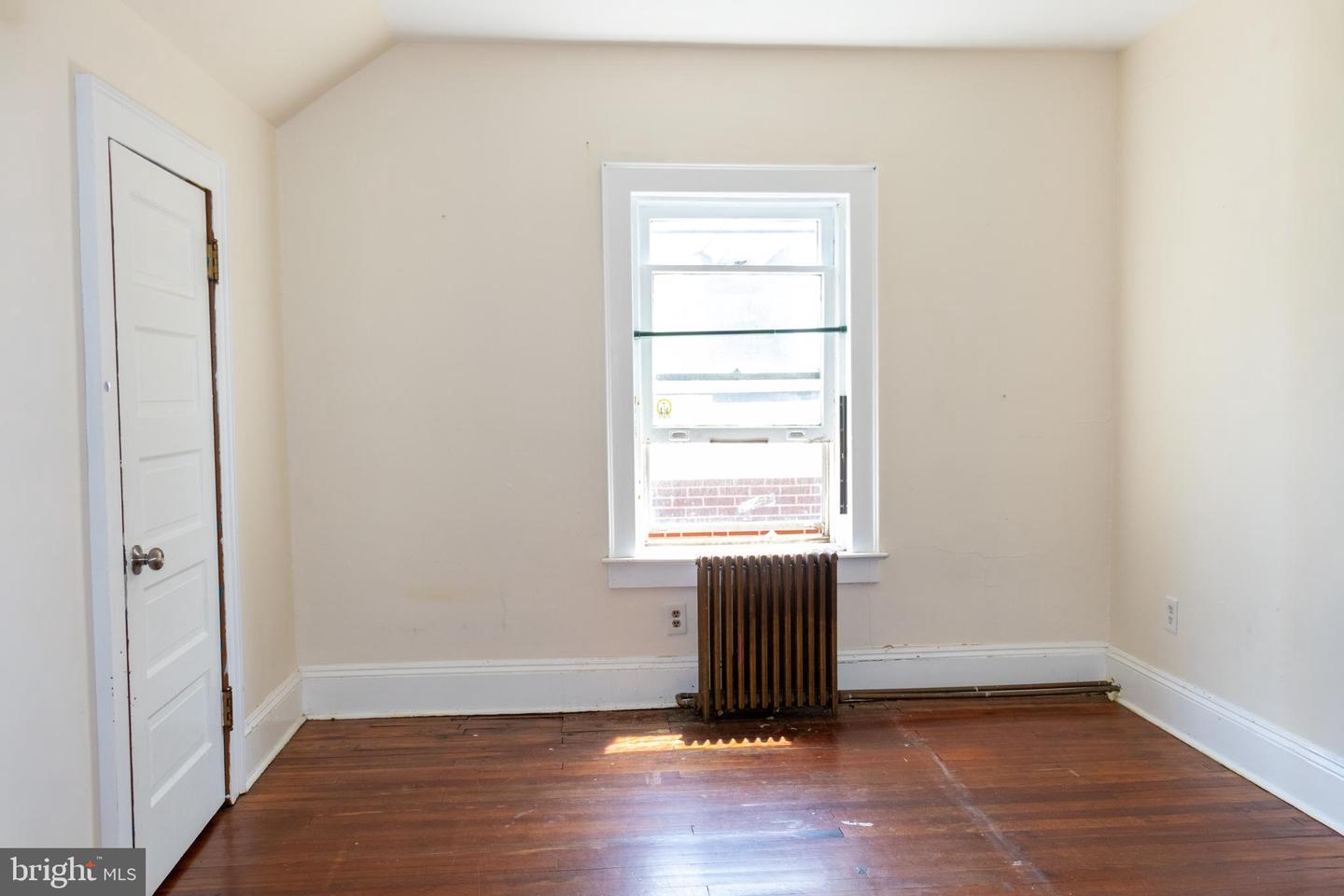 984 S Broad St Property Photo 34
