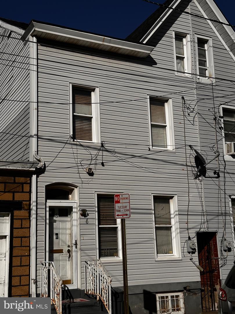 6 Emory Ave Property Photo 2