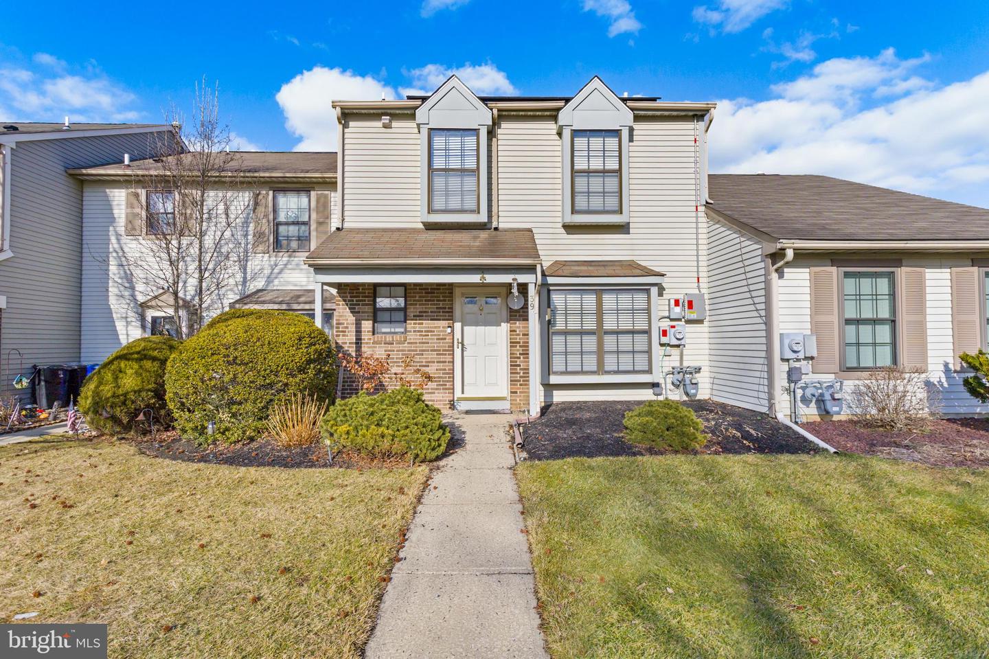 39 Banbury Ct Property Photo 1