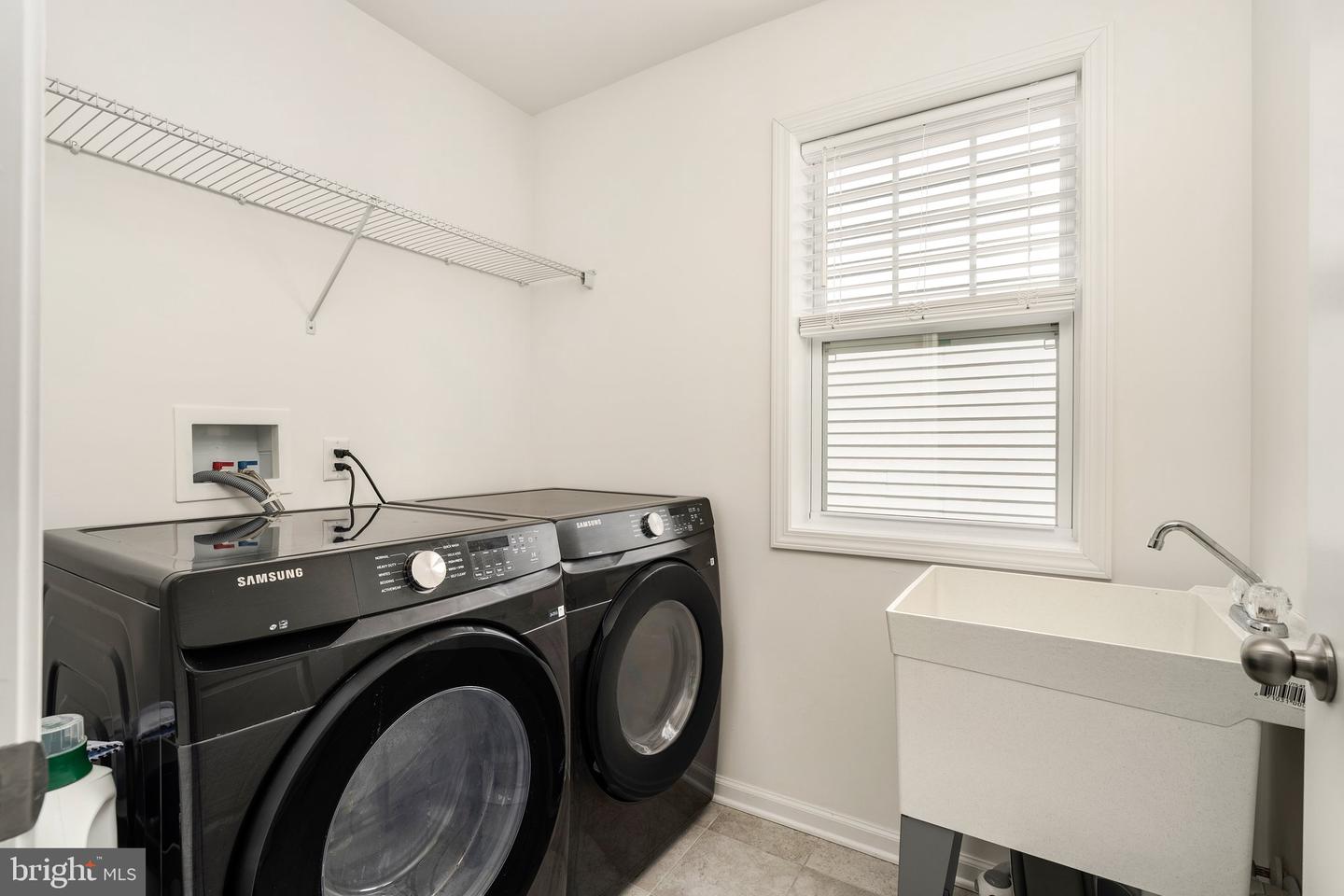 6 Misty Meadow Ln Property Photo 11