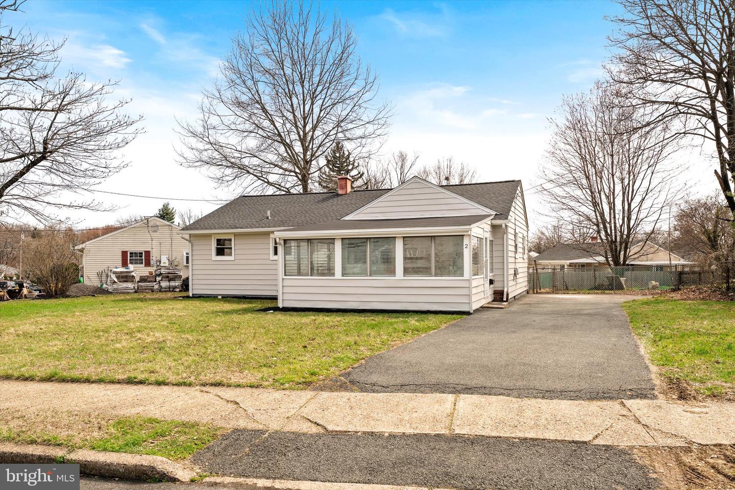 2 Shelburne Dr Property Photo 2