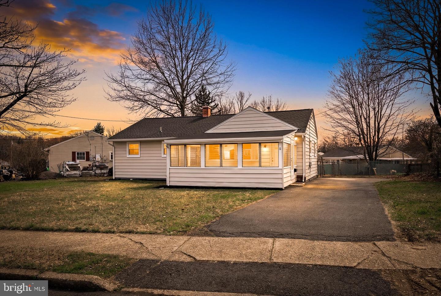2 Shelburne Dr Property Photo 3