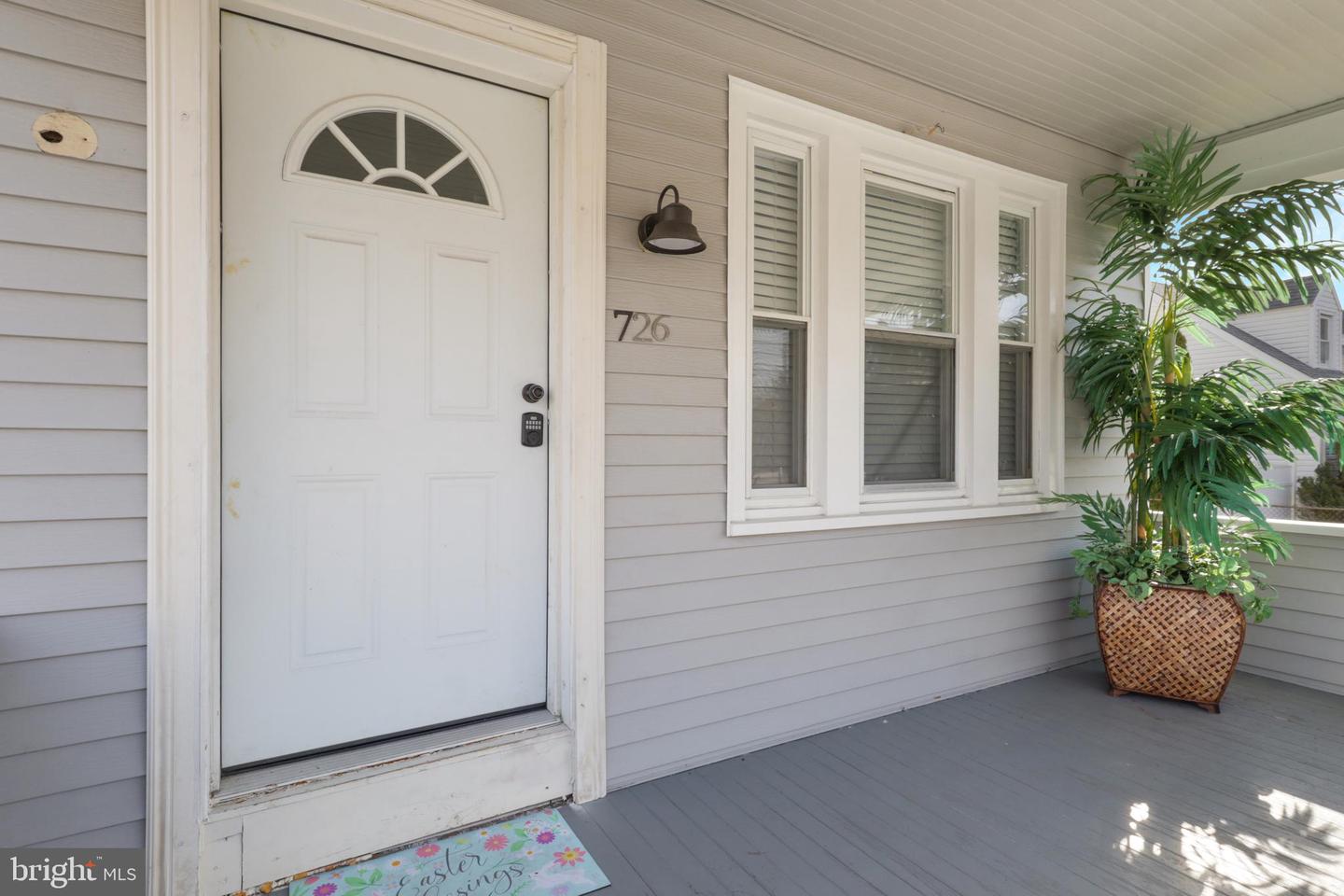 726 Plum St Property Photo 5