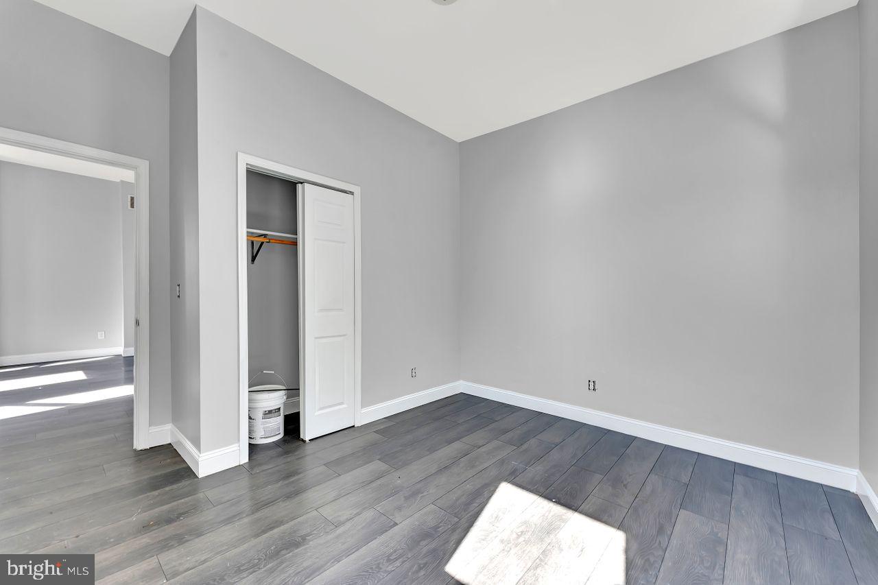 609 Brunswick Ave Property Photo 15