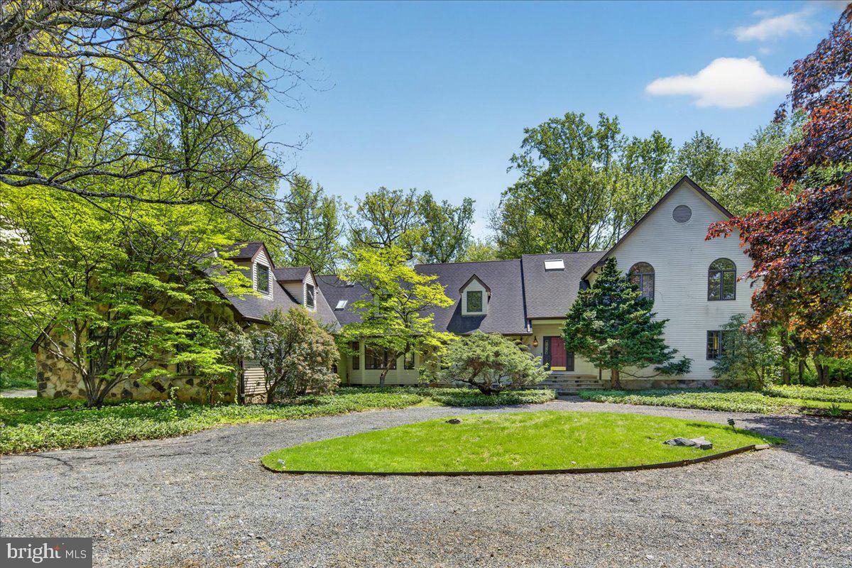 255 Arreton Rd Property Photo 1