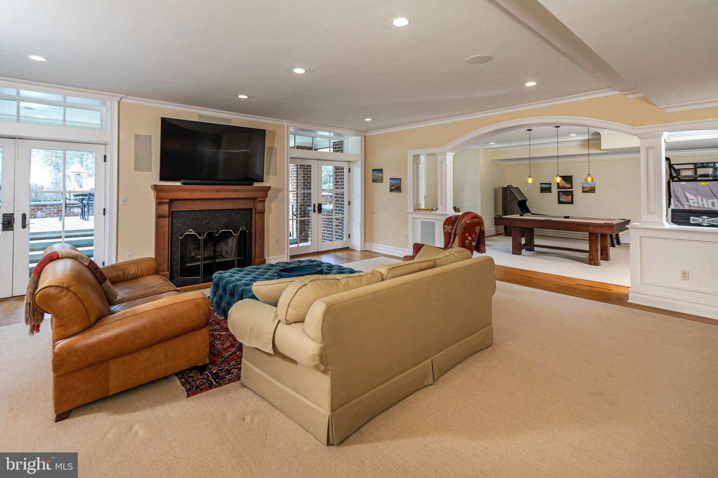 178 Library Pl Property Photo 32