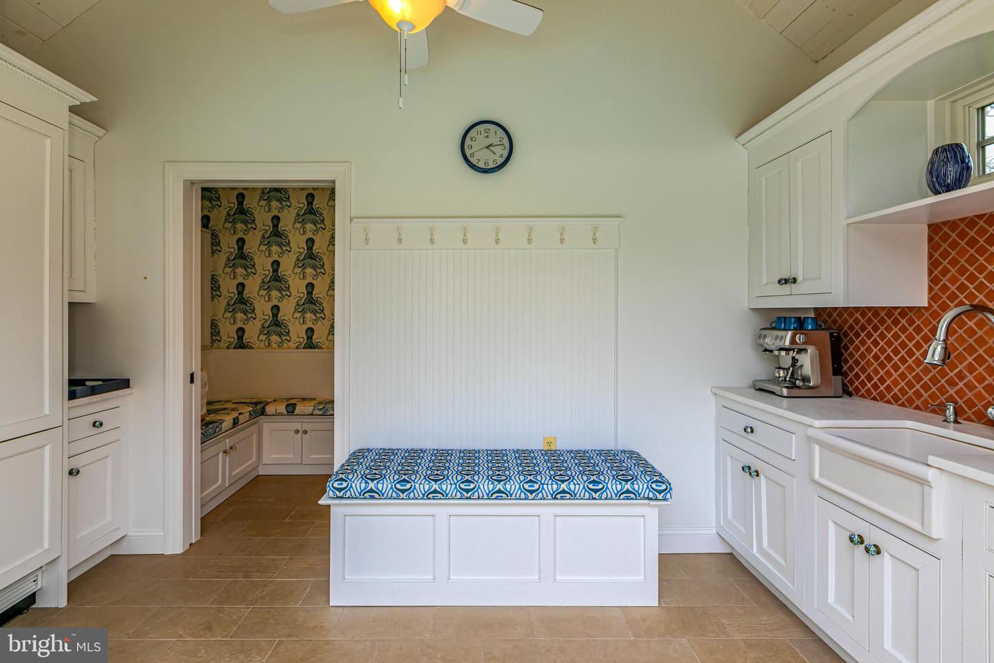 178 Library Pl Property Photo 37