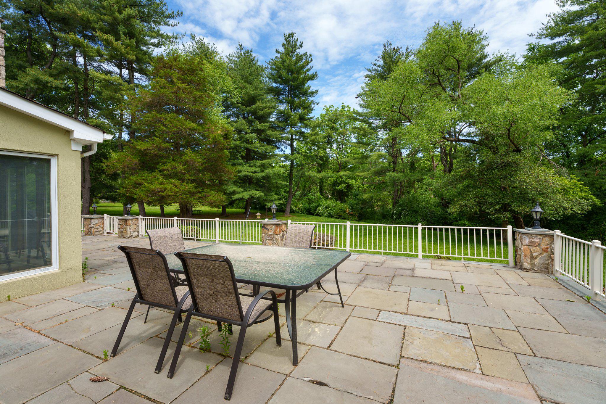 NJME2075072 Property Photo 17