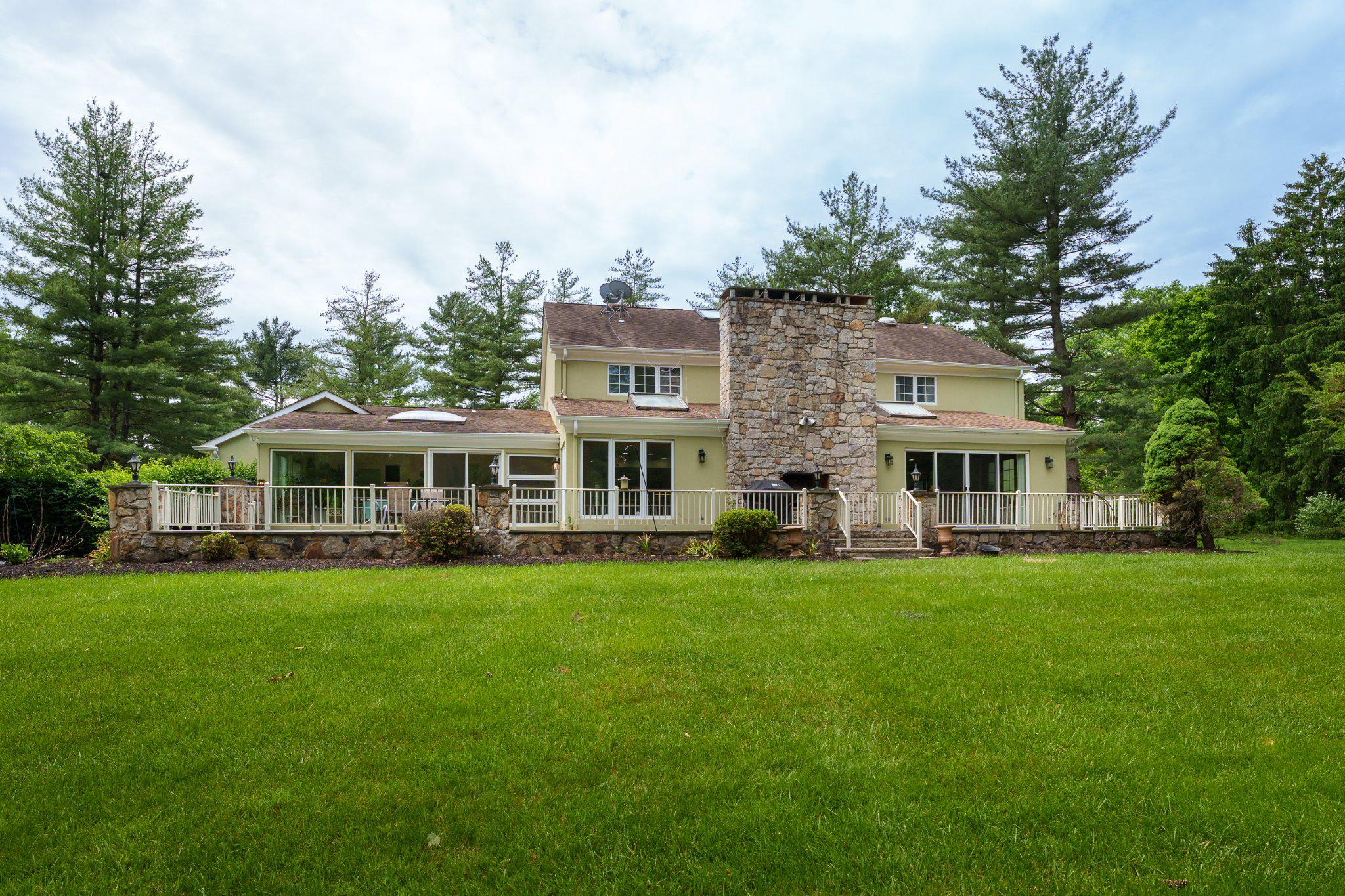 NJME2075072 Property Photo 45