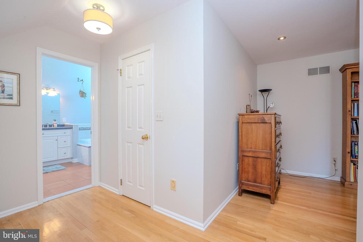 26 Baldwin St Property Photo 45