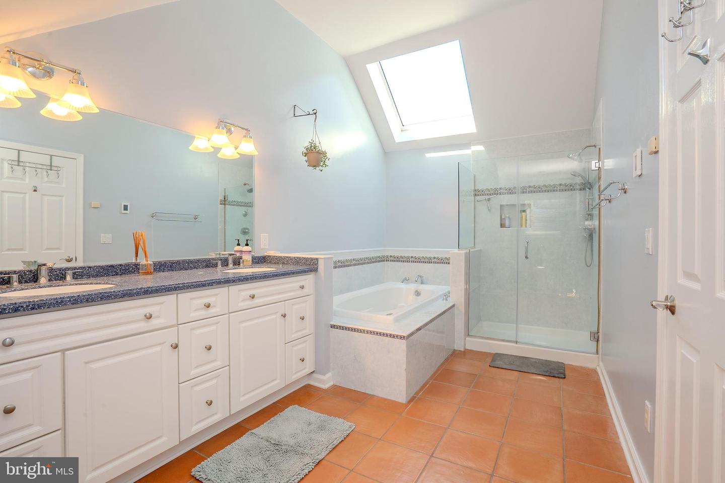 26 Baldwin St Property Photo 46