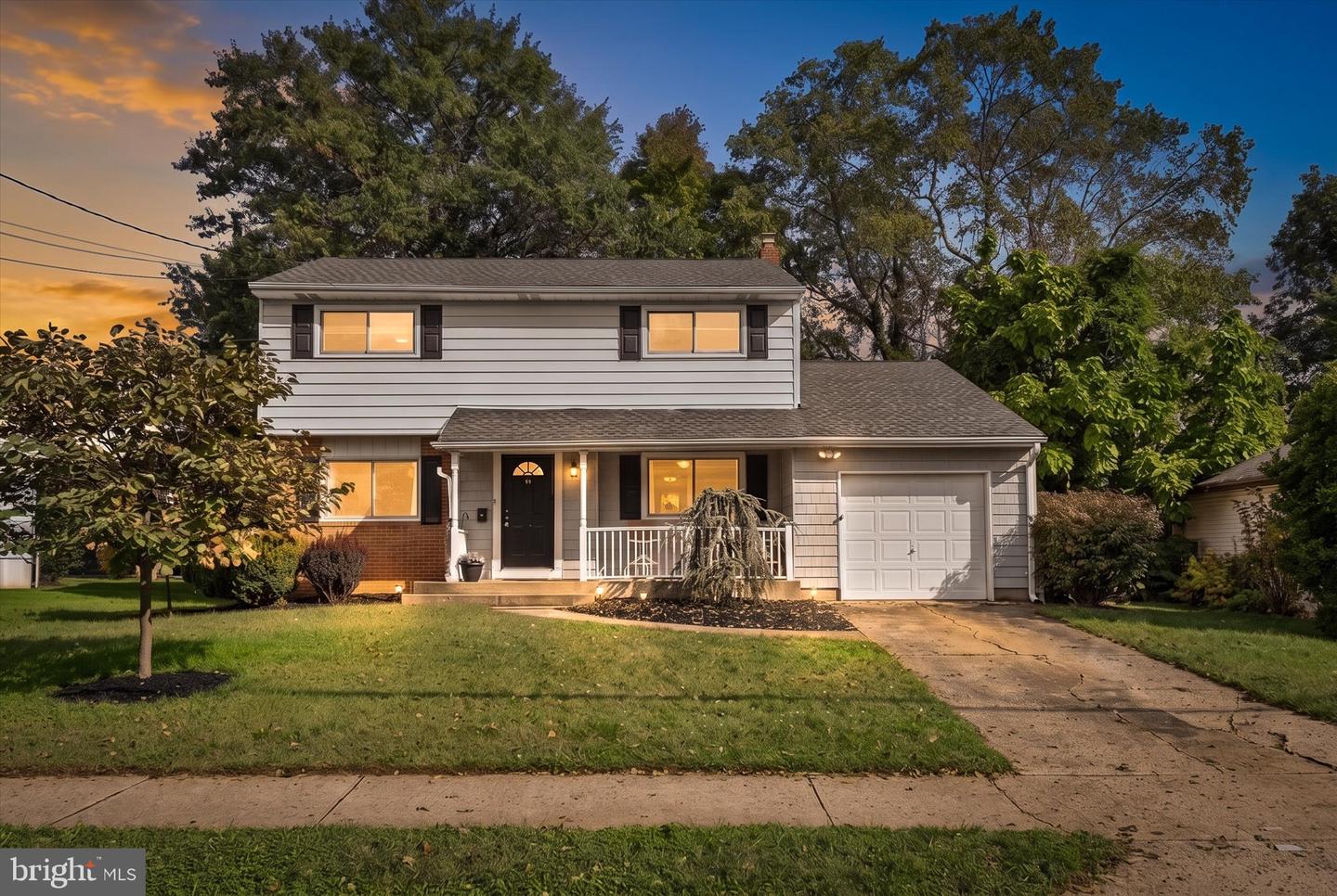 28 WALT WHITMAN WAY Property Photo 1