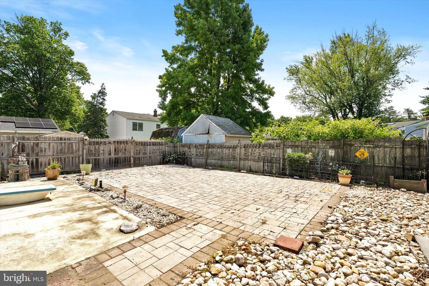 12 Sedgwick Rd Property Photo 25