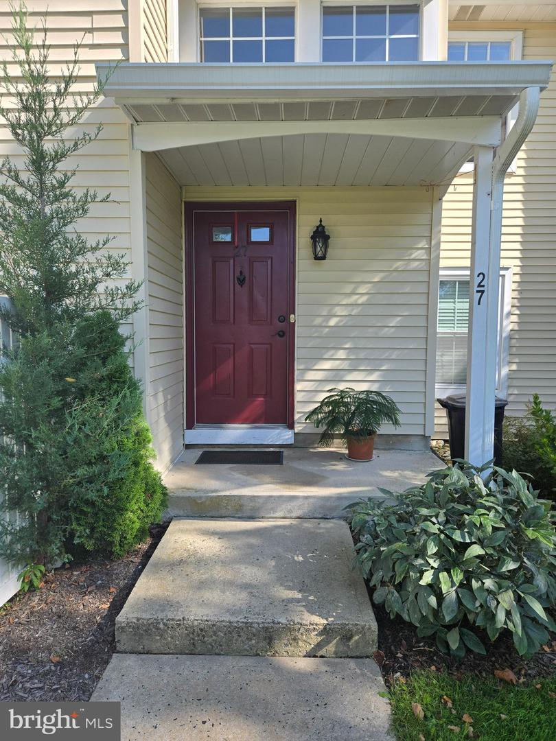 27 Huber Ct Property Photo 1
