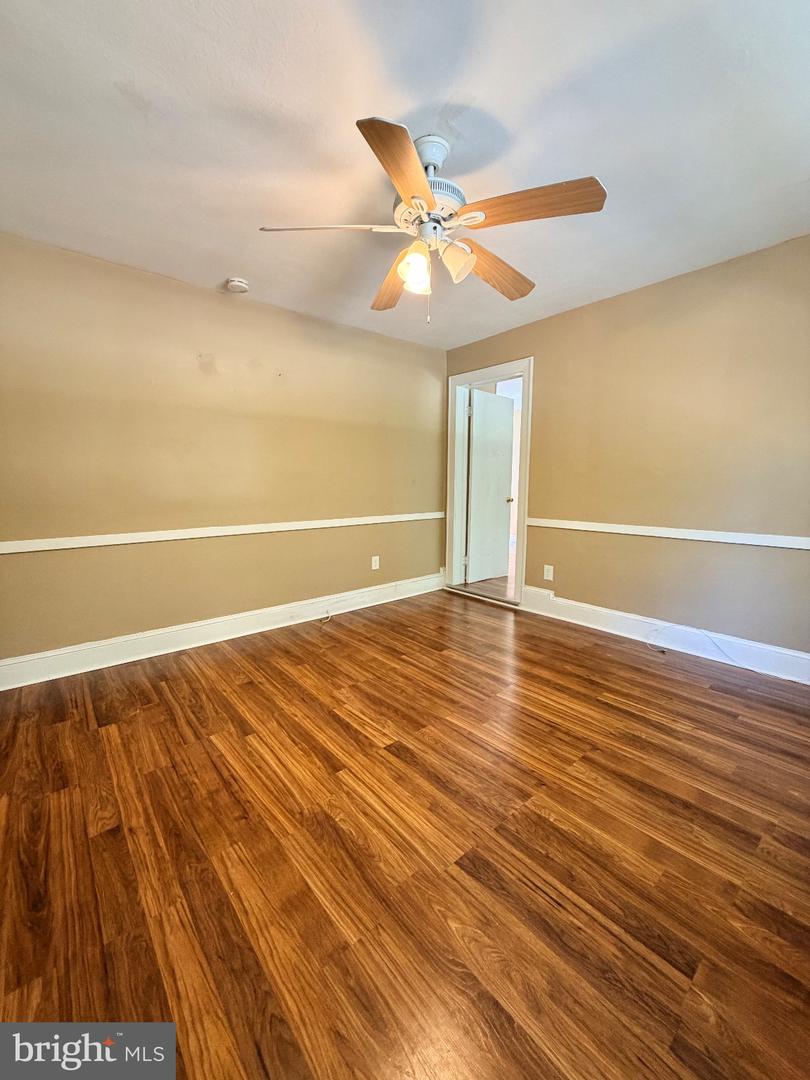 23 Carlton Ave Property Photo 14
